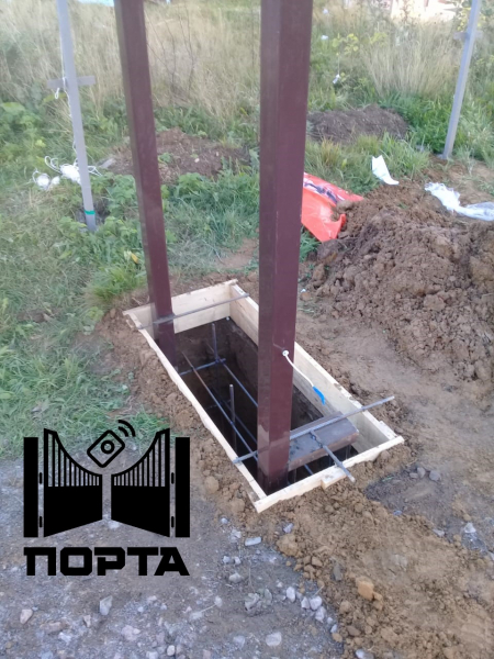 Закладной элемент для откатных ворот